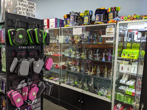 Tobacco Shop «Torched Glass, LLC», reviews and photos, 173 S Main St, Fond du Lac, WI 54935, USA