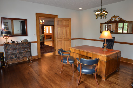 Funeral Home «Carl M Ellington Funeral Services», reviews and photos, 727 E Morehead St, Charlotte, NC 28202, USA