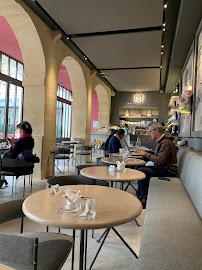 Atmosphère du Restaurant Café Mulot - Place des Vosges à Paris - n°9