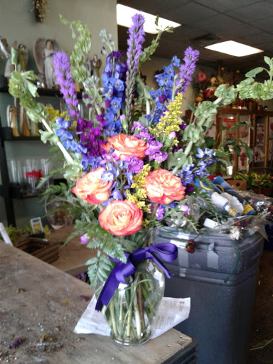 Florist «Bella Blooms Florist», reviews and photos, 6521 AL-69, Tuscaloosa, AL 35405, USA