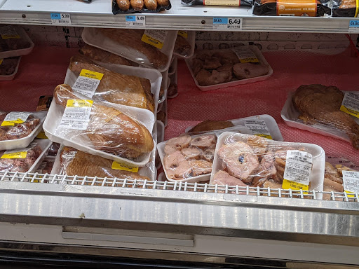 Grocery Store «Foodtown of Kensington», reviews and photos, 382 McDonald Ave, Brooklyn, NY 11218, USA