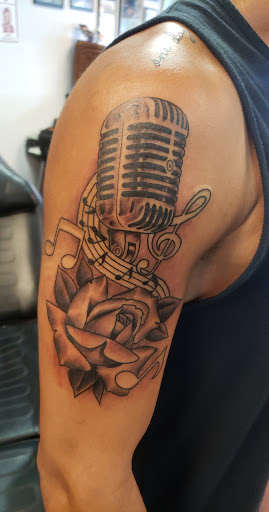 Tattoo Shop «High Spirits Tattoo Co», reviews and photos, 5100 W Commercial Blvd #10, Fort Lauderdale, FL 33319, USA