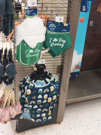 Pet Supply Store «Petco Animal Supplies», reviews and photos, 5190 Borgen Blvd #201, Gig Harbor, WA 98332, USA