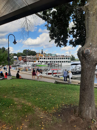 Pub «King Neptunes Pub and Night Club», reviews and photos, 1 Kurosaka Ln, Lake George, NY 12845, USA