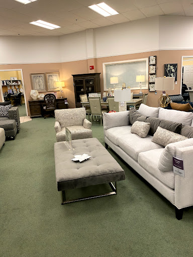 Furniture Store «Raymour & Flanigan Furniture and Mattress Store», reviews and photos, 2100 NJ-38, Cherry Hill, NJ 08002, USA