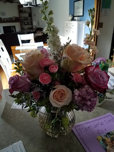 Florist «Hartland Flowers Inc», reviews and photos, 10044 Highland Rd, Hartland, MI 48353, USA