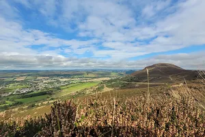 Eildon Mid Hill image