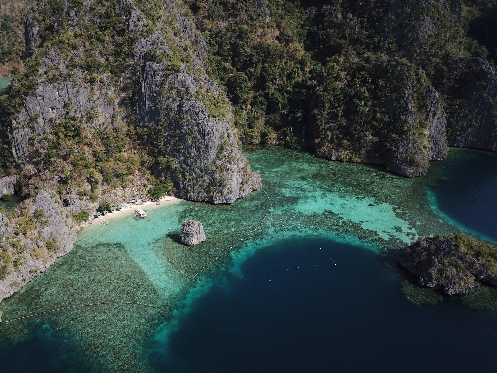 Photo de Calachuchi Beach et ses beaux paysages