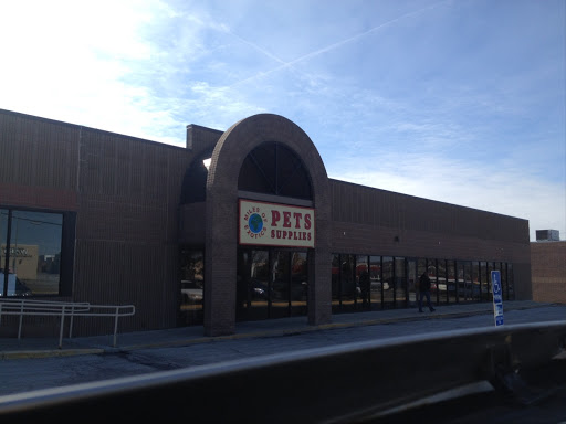 Pet Store «Miles of Exotics», reviews and photos, 8350 N Broadway, Kansas City, MO 64118, USA