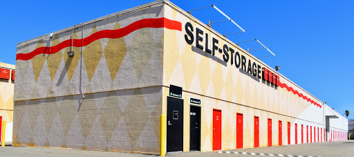 Truck Rental Agency «U-Haul Moving & Storage of Thornton», reviews and photos, 4833 Thornton Ave, Fremont, CA 94536, USA