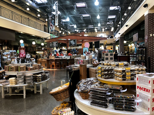 Grocery Store «Market District Supermarket», reviews and photos, 100 Settlers Ridge Center Dr, Pittsburgh, PA 15205, USA