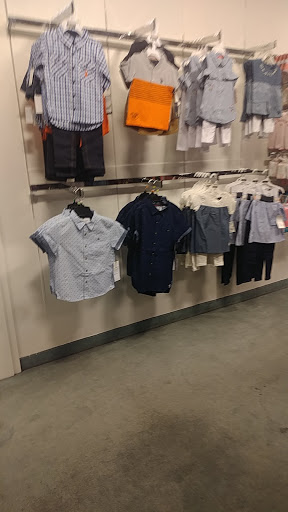 Stores to buy women's shirts Las Vegas