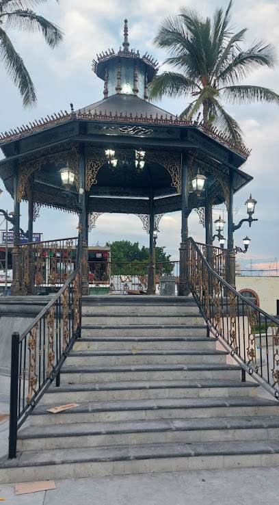 Plaza Kiosco Tepehuaje