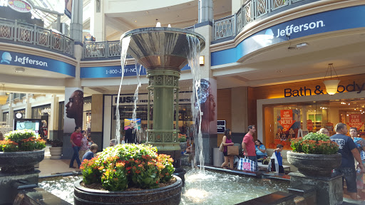 Microsoft Store, 160 N Gulph Rd, King of Prussia, PA 19406, USA, 