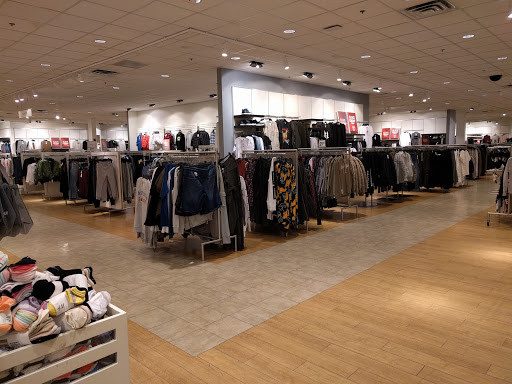 Clothing Store «H&M», reviews and photos, 1200 US-22 #319, Phillipsburg, NJ 08865, USA