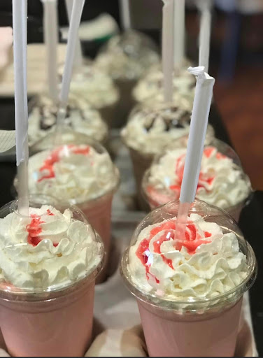 Hamburger Restaurant «lov-a burger», reviews and photos, 49660 Gratiot Ave, New Baltimore, MI 48051, USA