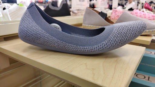 Shopping Mall «Drew 19 Shopping Center», reviews and photos, 21311 US Hwy 19 N, Clearwater, FL 33765, USA