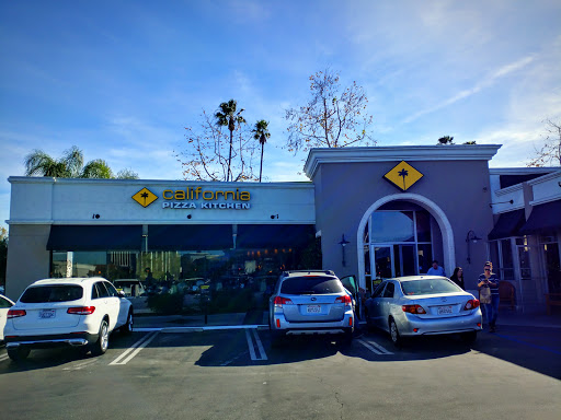 Shopping Mall «Waterside, Marina Del Rey», reviews and photos, 4700 Admiralty Way, Marina Del Rey, CA 90292, USA