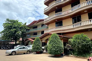Phnom Pros Hotel and Restaurant image