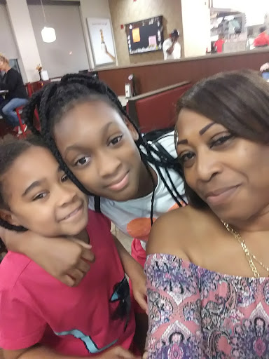 Fast Food Restaurant «Chick-fil-A», reviews and photos, 2429 W Wheatland Rd, Dallas, TX 75237, USA