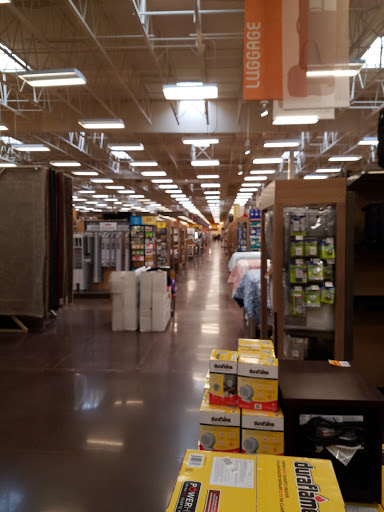 Grocery Store «Fred Meyer», reviews and photos, 3300 Portland Rd, Newberg, OR 97132, USA