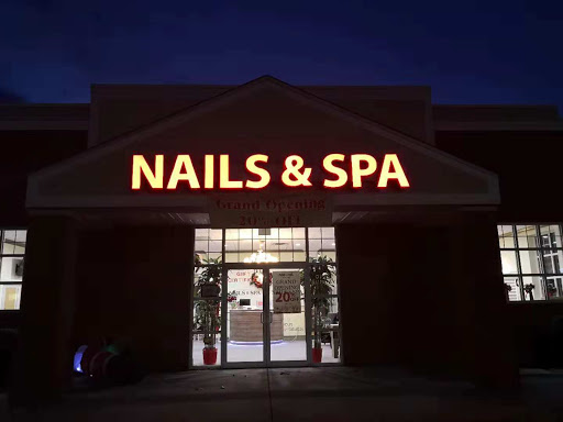 Natural Nails & Spa image 6