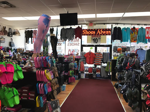 Shoe Store «Lizzys Shoes», reviews and photos, 4930 Schaefer Rd, Dearborn, MI 48126, USA