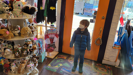 Toy Store «Sparkhouse Toys», reviews and photos, 9 Village Plaza, South Orange, NJ 07079, USA