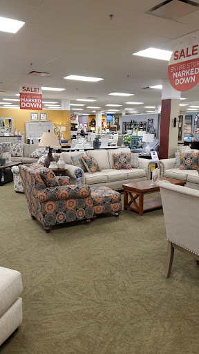 Furniture Store «Raymour & Flanigan Furniture and Mattress Store», reviews and photos, 2795 Richmond Ave, Staten Island, NY 10314, USA