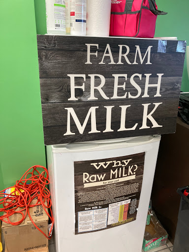 Pet Supply Store «Unleashed the Dog & Cat Store», reviews and photos, 7414 Creedmoor Rd, Raleigh, NC 27613, USA