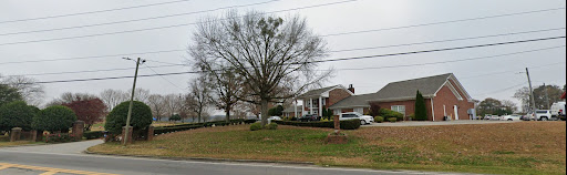 Funeral Home «Memorial Park Funeral Home», reviews and photos, 2030 Memorial Park Dr, Gainesville, GA 30504, USA