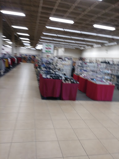 Clothing Store «Burlington Coat Factory», reviews and photos, 1300 N Larkin Ave, Joliet, IL 60435, USA