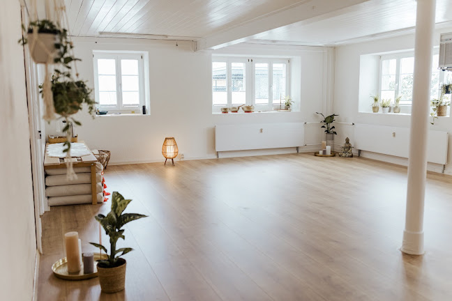 Rezensionen über ninada – Raum für Yoga & dich in St. Gallen - Yoga-Studio
