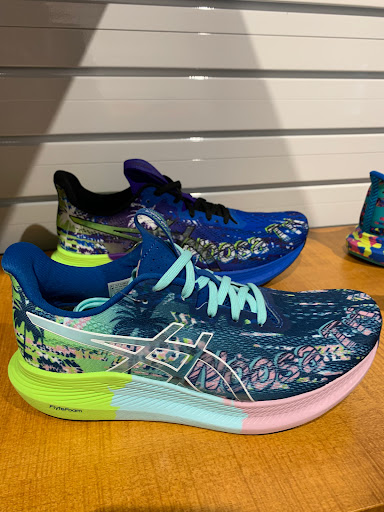 Sporting Goods Store «Falls Road Running Store», reviews and photos, 6247 Falls Rd, Baltimore, MD 21209, USA