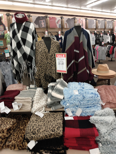 Christian Book Store «Mardel Christian & Education», reviews and photos, 9221 N Fwy Service Rd E, Fort Worth, TX 76177, USA