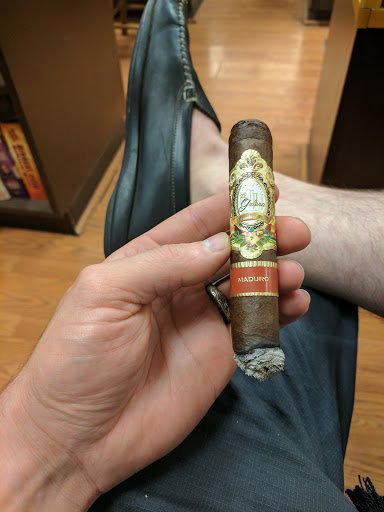 Cigar Shop «Barclay Pipe Tobacco & Cigar», reviews and photos, 1685 W Lane Ave, Columbus, OH 43221, USA