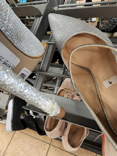 Thrift Store «Goodwill - Cucamonga», reviews and photos, 8423 Haven Ave, Rancho Cucamonga, CA 91730, USA