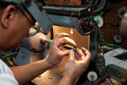 Jewelry Designer «Koop Diamond Cutters Inc.», reviews and photos, 214 E 8th St #4, Cincinnati, OH 45202, USA