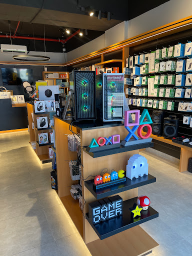 همة جوالات وألعاب إلكترونية