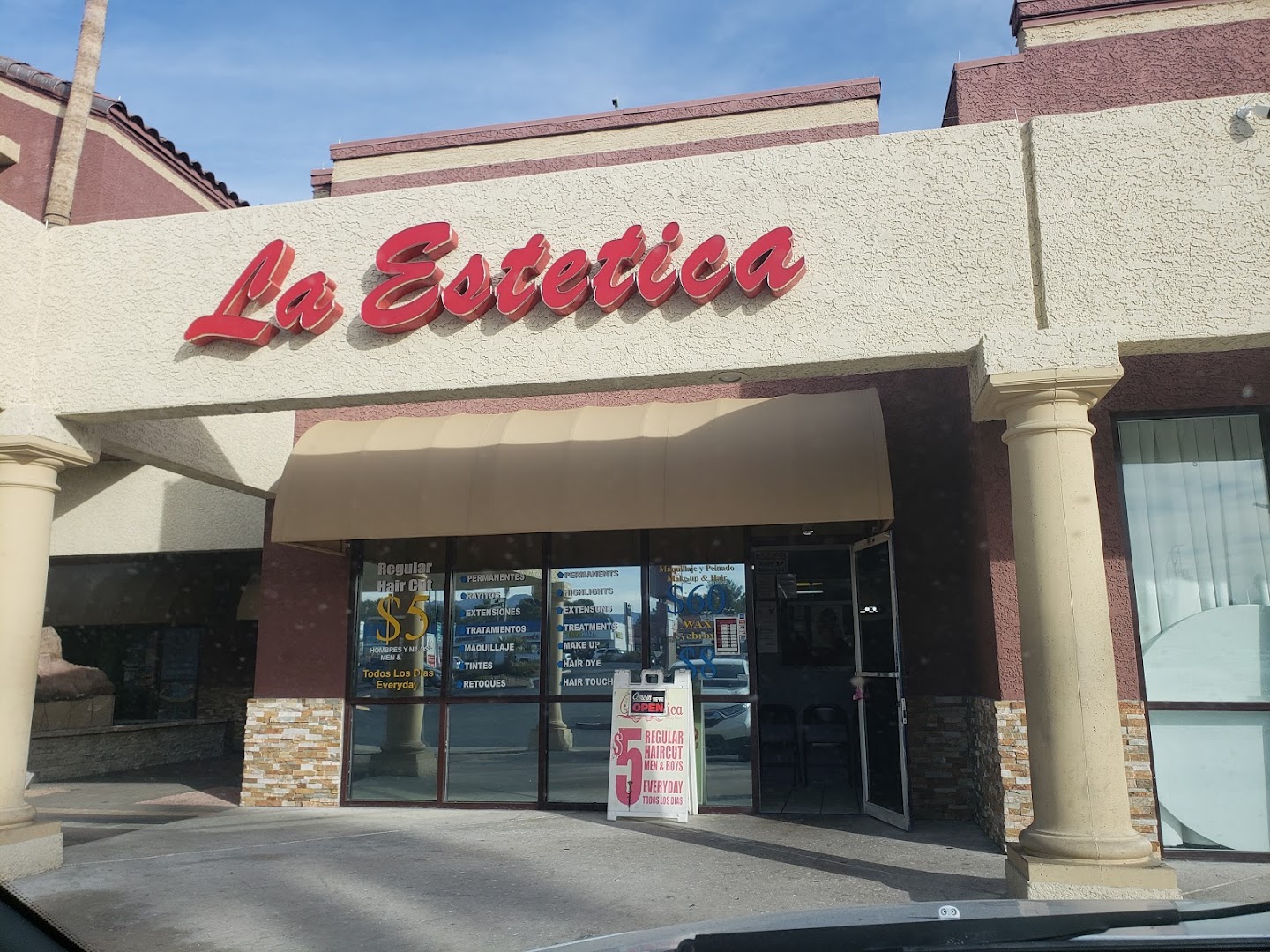 La Estetica Beauty Salon