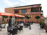 Atmosphère du Restaurant à viande Restaurant La Boucherie à Venelles - n°3