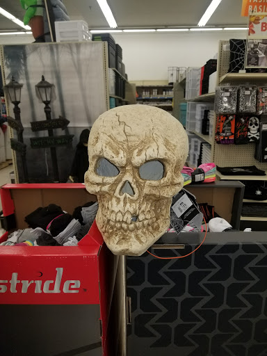 Discount Store «Big Lots», reviews and photos, 15 E 6th St, Bellevue, KY 41073, USA