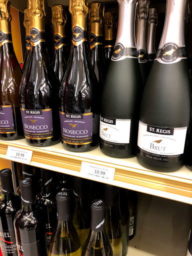 Wine Store «Total Wine & More», reviews and photos, 13055-C Lee Jackson Memorial Hwy, Fairfax, VA 22033, USA