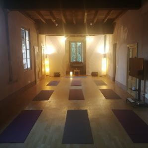 Palestra Yoga Pilates Fiore del Risveglio Via Umberto I, 3, 20853 Biassono MB, Italia