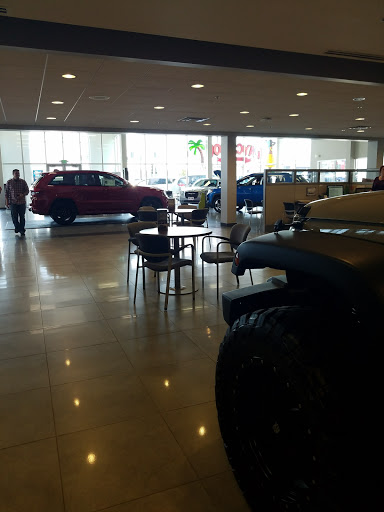 Chrysler Dealer «AutoNation Chrysler Jeep Broadway», reviews and photos, 5445 S Broadway, Littleton, CO 80121, USA