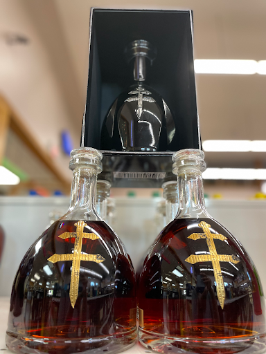 Liquor Store «Windham Wine & Spirits», reviews and photos, 1182 Main St, Willimantic, CT 06226, USA