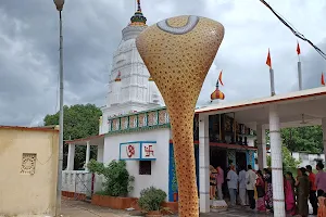 KHUJENPALI TEMPLE image