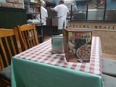 Pizza-toto - Av. Francisco Giner de los Ríos, 630, 694, 39540 San Vicente de la Barquera, Cantabria, Spain