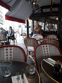 Atmosphère du Restaurant français Bistrot Poincaré à Paris - n°10