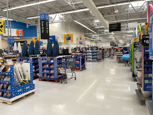 Department Store «Walmart Supercenter», reviews and photos, 2801 Commerce Dr, Coralville, IA 52241, USA